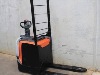 2017-bt-lpe-200-frutera-46008174