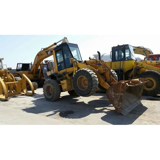 2020 كاتربيلر 910E-46008230