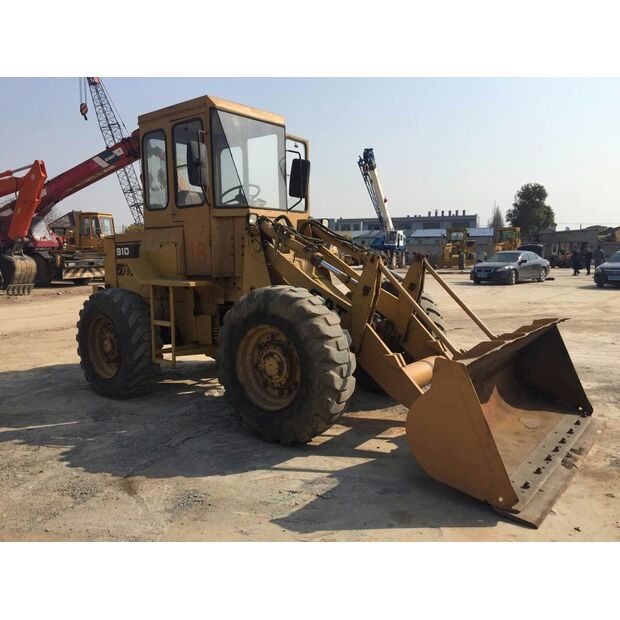 2020 كاتربيلر 910E-46008239