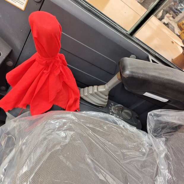 2025 ساني SY60C-46008302