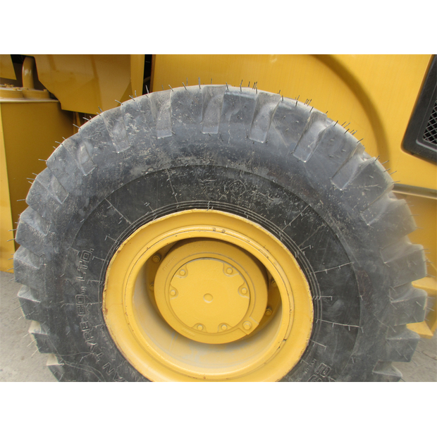 2025 Caterpillar 966F-46008370