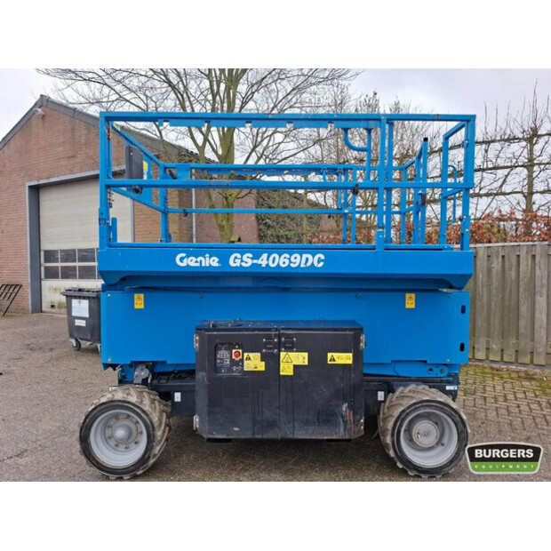 2017 جيني GS4069 DC-46008463