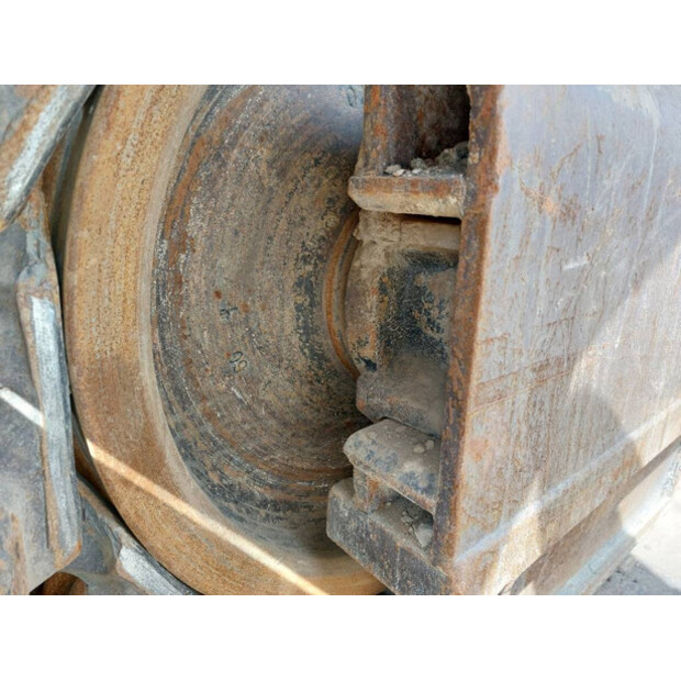 2016 Caterpillar 352FL-46008607