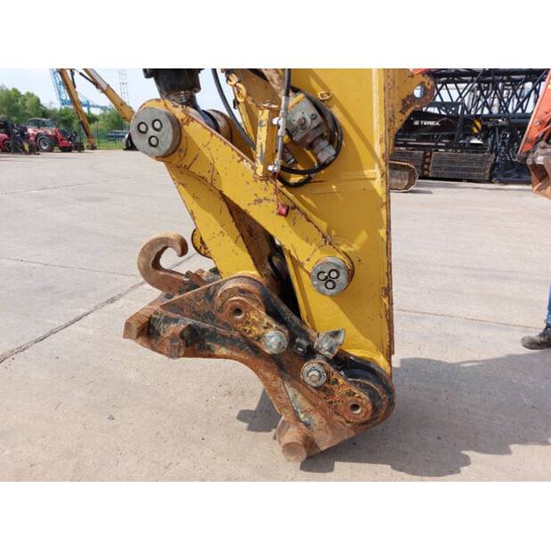 2016 Caterpillar 352FL-46008616