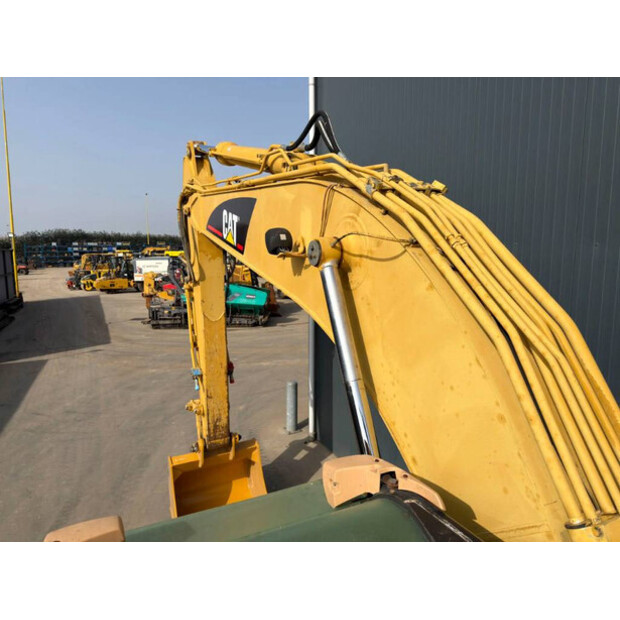 2003 Caterpillar 320CL-46010188