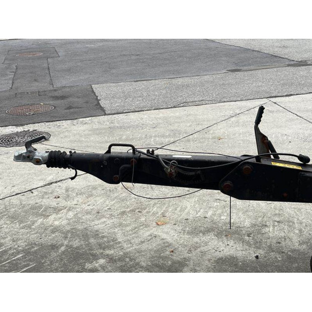 2001 Atlas-Copco XAHS 236 MD-46010286