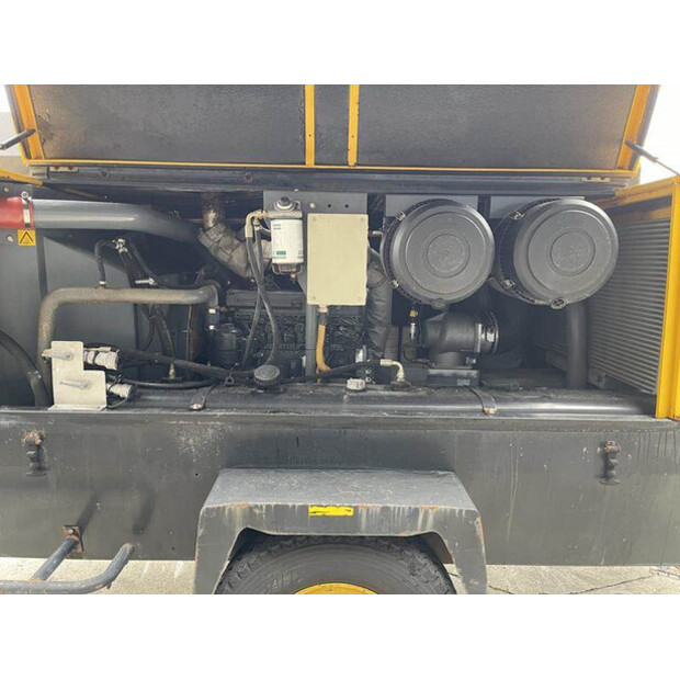 2001 Atlas-Copco XAHS 236 MD-46010289
