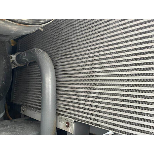 2001 Atlas-Copco XAHS 236 MD-46010292