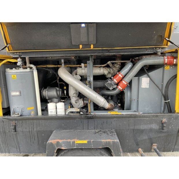 2001 Atlas-Copco XAHS 236 MD-46010294