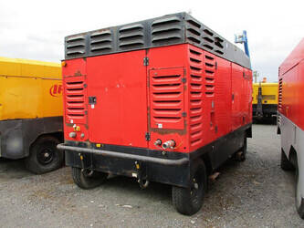 Image de COMPRESSEURS MÉCANIQUES 2006 Atlas-Copco XAHS 426 Cd - N À vendre à Belgique