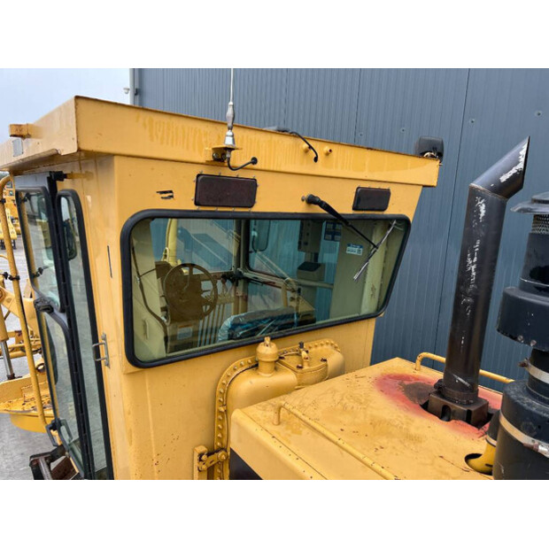 1997 Caterpillar 140H-46010737
