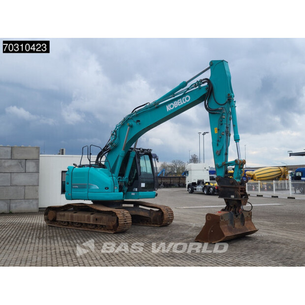 2016 KOBELCO SK230SRLC-3-46010881