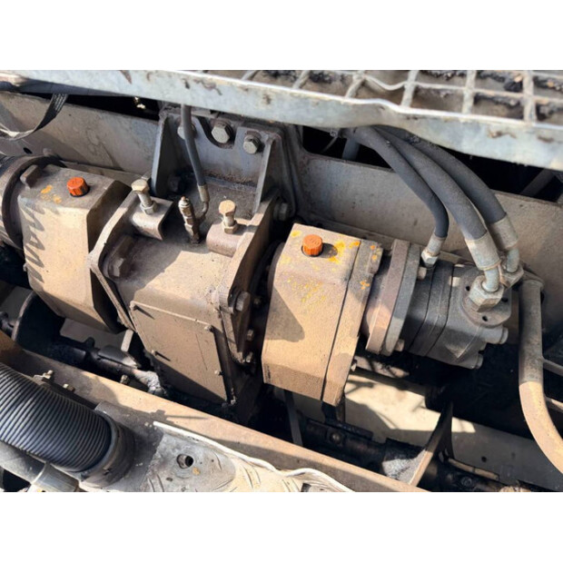 2013 VOGELE Super 1800-2-46011528