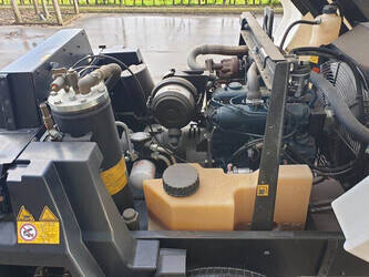 2014-kaeser-m-31-pe-46012974