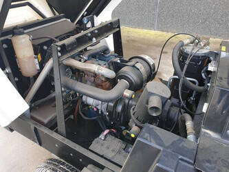 2014-kaeser-m-31-pe-46012975