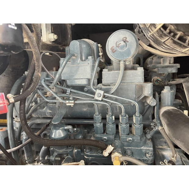 ٢٠١٣ كيزر M 100 - N-46013611