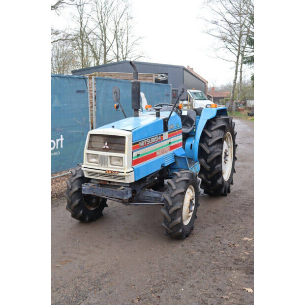 ميتسوبيشي MT3201-46013985