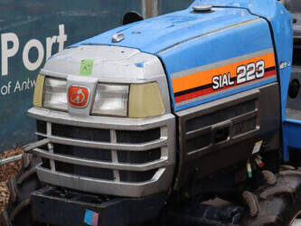 iseki-sial-223-1432566-46014122