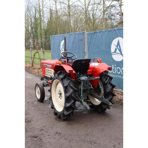 YANMAR YM2002-46014163