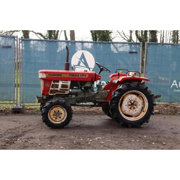 YANMAR YM2210D-46014621