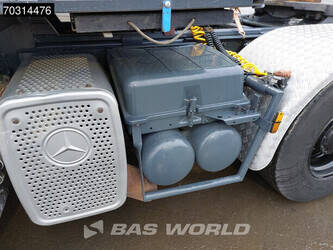 2001-mercedes-benz-actros-2653-46015001