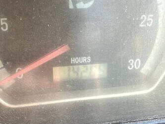 صورة ل تراكتورات زراعية كنجت 404 G2