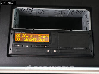 2021-mercedes-benz-actros-1846-1432593-46015295