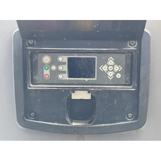 2017 Atlas-Copco XAVS 186-46015318