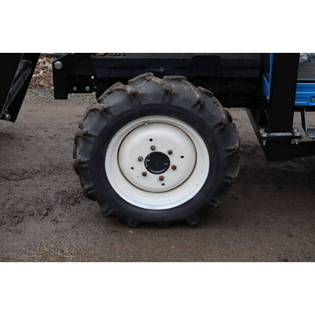 لسكي TA270F-46015366