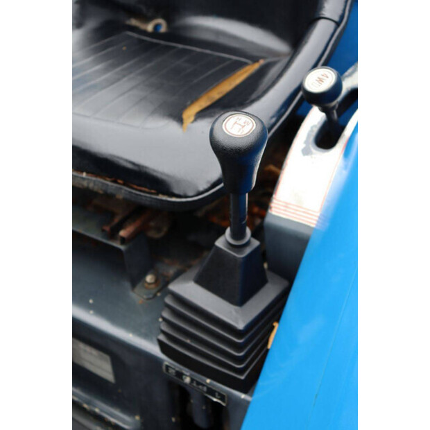 لسكي TA270F-46015395