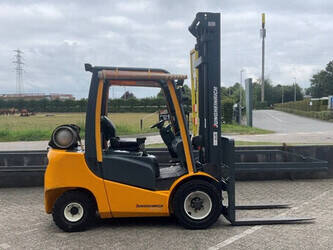 Image de CHARIOTS ÉLÉVATEURS 2005 Jungheinrich TFG 430