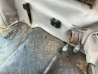 2010-massey-ferguson-1230-1432607-46015796