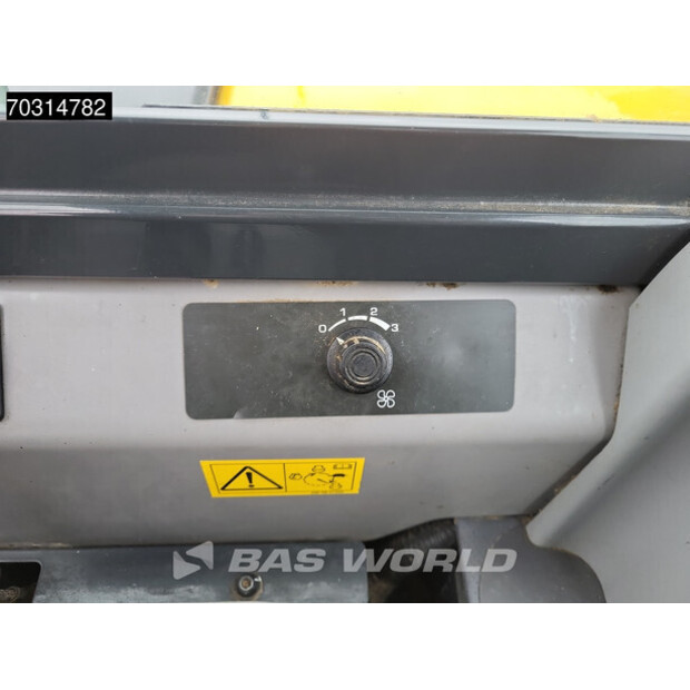 2024 Komatsu PC55MR-5E0-46016544