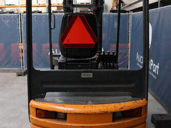 2001-still-r60-30-1432628-46016688