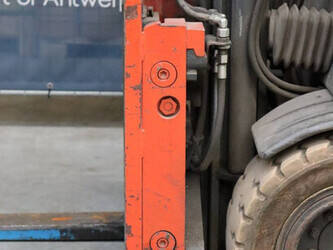 2001-still-r60-30-1432628-46016698