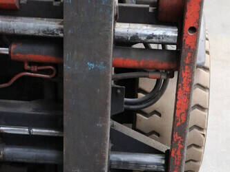 2001-still-r60-30-1432628-46016705