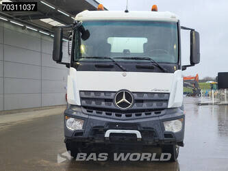 2015-mercedes-benz-arocs-3240-1432629-46016708