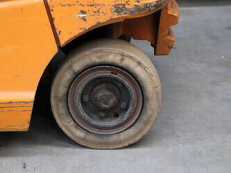 2001-still-r60-30-1432628-46016711