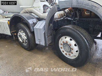 2015-mercedes-benz-arocs-3240-1432629-46016716