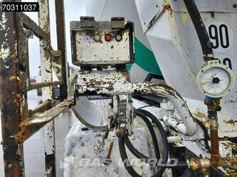 2015-mercedes-benz-arocs-3240-1432629-46016722