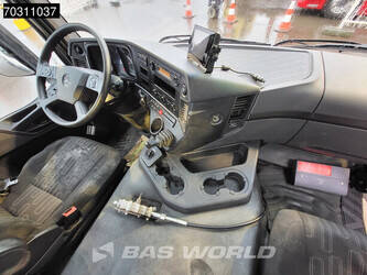 2015-mercedes-benz-arocs-3240-1432629-46016730