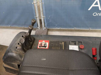 2001-still-r60-30-1432628-46016743