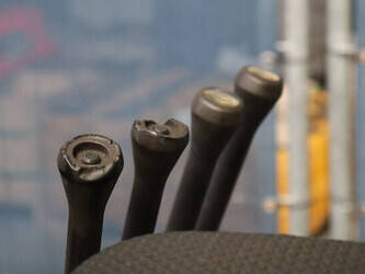 2001-still-r60-30-1432628-46016745