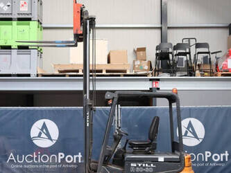 2001-still-r60-30-1432628-46016757