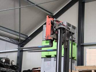 2001-still-r60-30-1432628-46016763