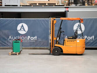 1990-still-r50-15-1432630-46016773