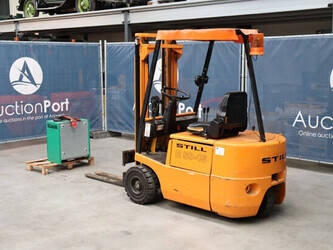 1990-still-r50-15-1432630-46016775