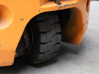 1990-still-r50-15-1432630-46016793