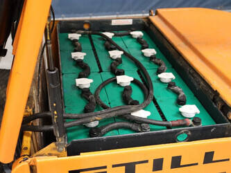 1990-still-r50-15-1432630-46016797