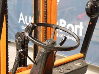 1990-still-r50-15-1432630-46016803